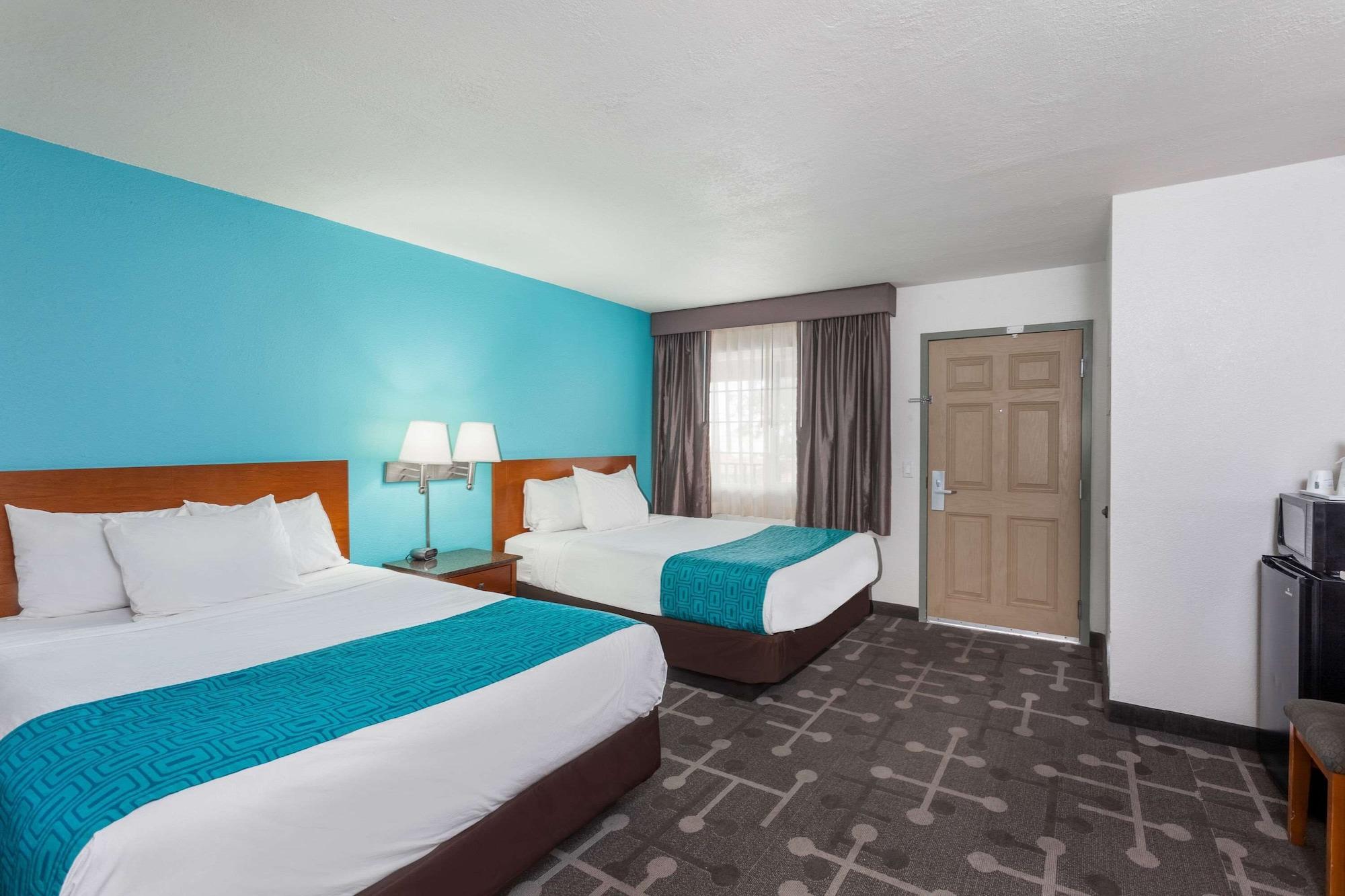 Howard Johnson By Wyndham National City/San Diego South Exteriér fotografie