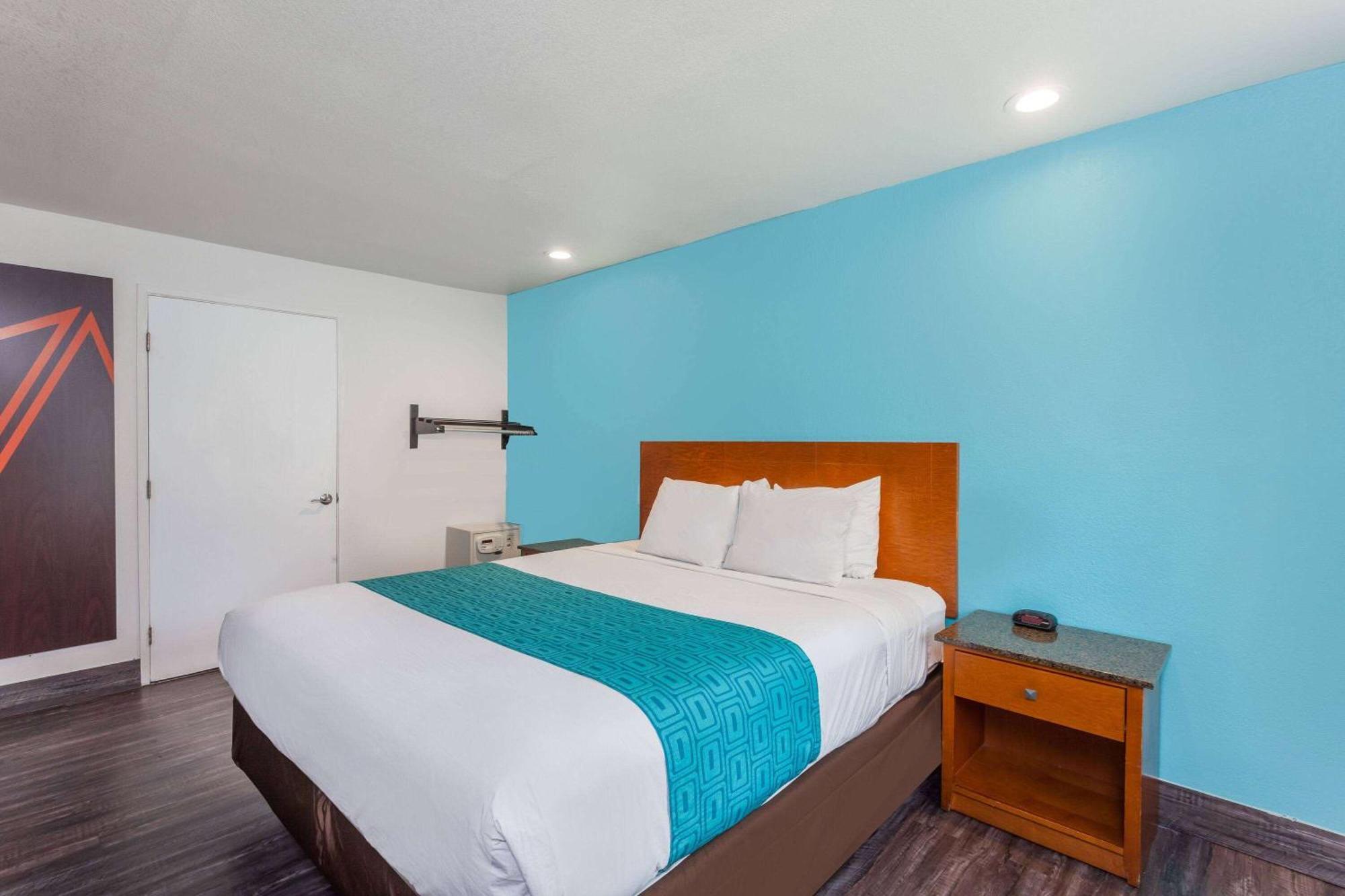 Howard Johnson By Wyndham National City/San Diego South Exteriér fotografie